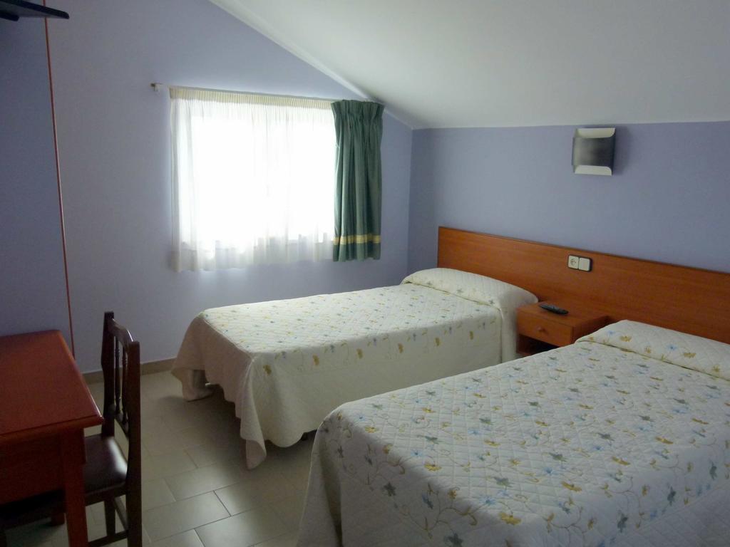 Hostal Chiquin تابيا دي كاسارييغو المظهر الخارجي الصورة