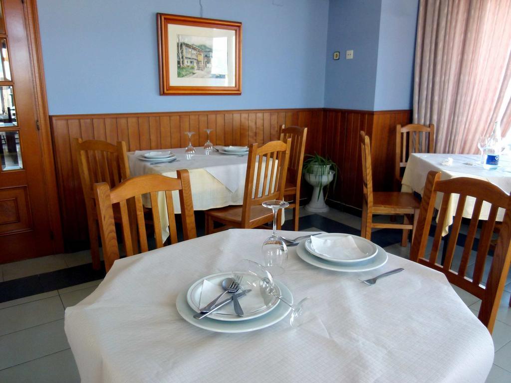 Hostal Chiquin تابيا دي كاسارييغو المظهر الخارجي الصورة